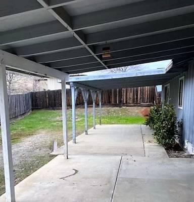 Main picture of 746 Redwood Blvd