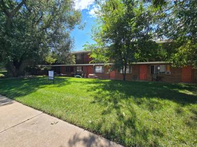Main picture of 325 15th Ave