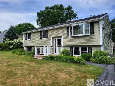 Main picture of 12 Apple Orchard Dr
