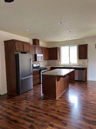 Main picture of 4106 NE 35th Ave