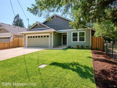 Main picture of 262 SE Ivy St