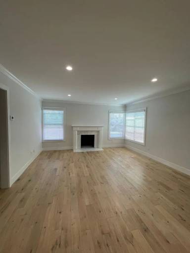 Main picture of 634 N El Camino Real