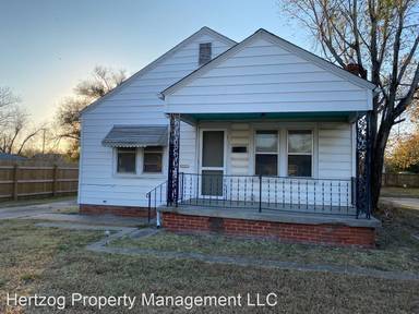 Main picture of 322 N Ash St