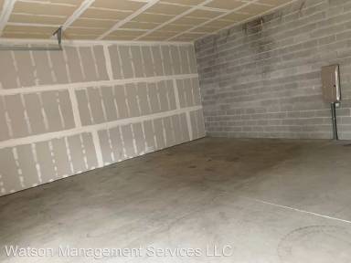 Main picture of 2020 Santiam Hwy SE