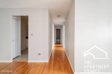 Main picture of 541 W Oakdale Ave