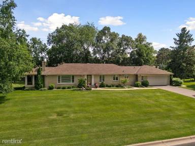 Main picture of 6217 Parkwood Rd