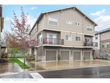 Main picture of 718 NE Adwick Dr