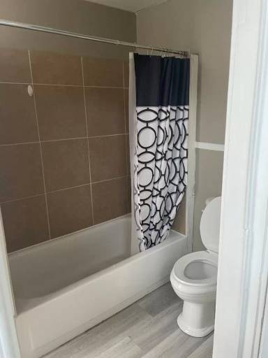 Main picture of 133 N 6th St