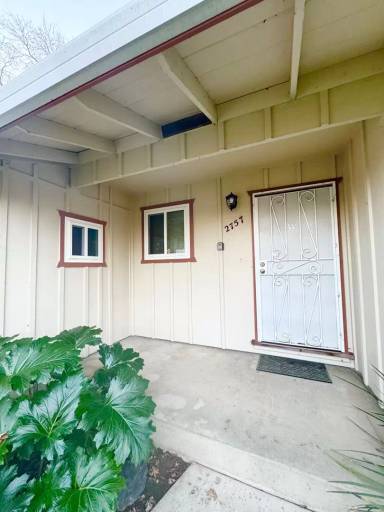 Main picture of 2757 N Bonnyview Rd