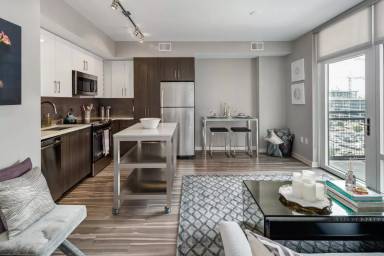 Main picture of 450 K St NW Apartments