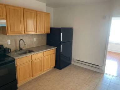 Main picture of 331 S 52nd St