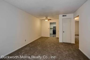Main picture of Essex Square Apartments