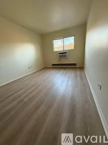 Main picture of 1520 Crimson Ln