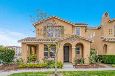 Main picture of 1224 Los Olivos St