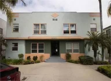 Main picture of 3226 E Broadway