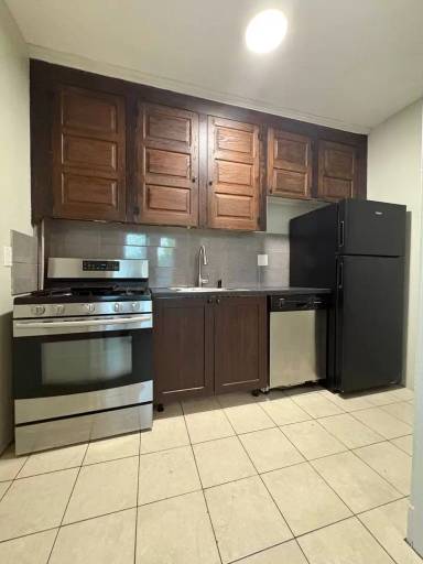Main picture of 48 S Prospect St