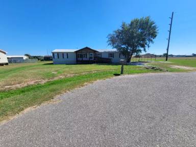 Main picture of 135 Tesa Dr