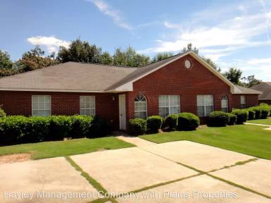 Main picture of 213 Harmon Dr