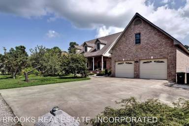 Main picture of 110 Indian Cir