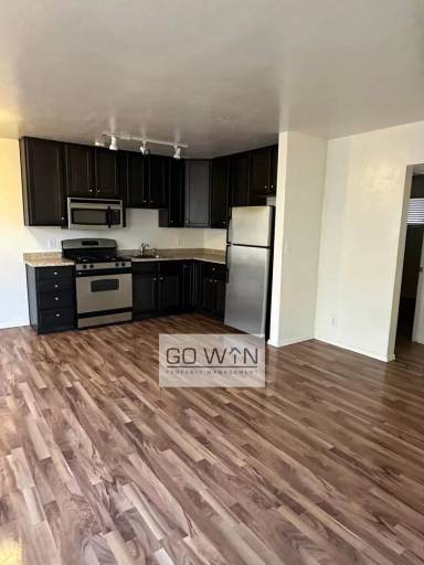 Main picture of 610 N 4th Ave