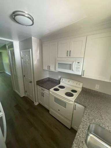 Main picture of 7530 Backcorner Dr