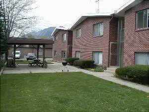 Main picture of 906 Alpine Ave