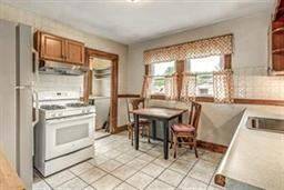 Main picture of 412 Baker St