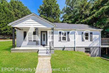 Main picture of 901 Cassell St