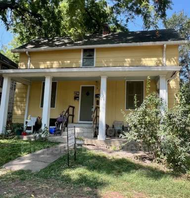 Main picture of 913 New York St