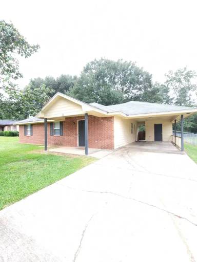 Main picture of 3712 Bluff Oak St
