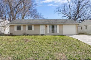 Main picture of 951 Walton Dr