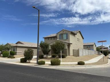 Main picture of 17540 W Country Club Ter