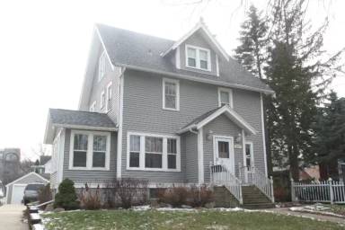 Main picture of 812 1st St NW