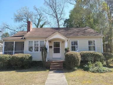 Main picture of 1326 Courtland Dr