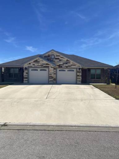 Main picture of 4607 Passion Flower Blvd