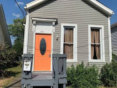 Main picture of 831 E Burnett Ave