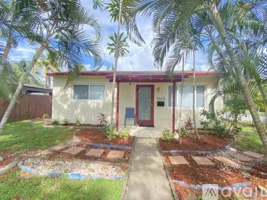 Main picture of 1645 NE 16th Ave