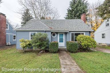 Main picture of 4535 SE 35th Ave