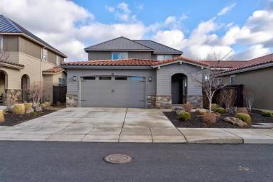 Main picture of 63097 NW Via Cambria