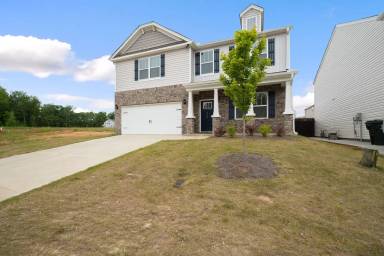 Main picture of 340 Fenwick Dr