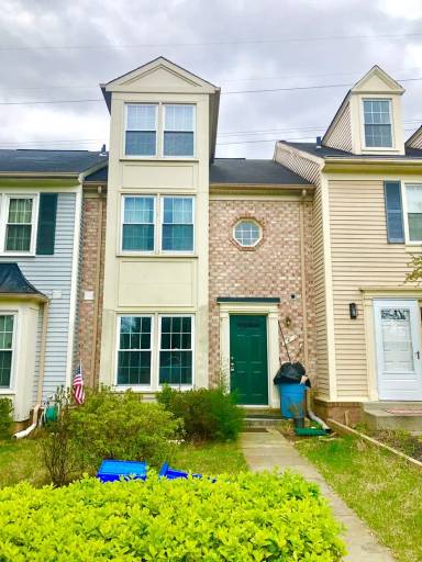 Main picture of 4 Hawk Run Ct