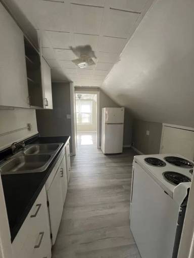 Main picture of 1606 S Stockport Dr
