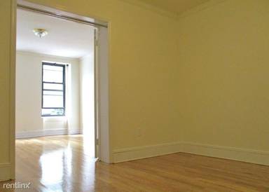 Main picture of 1601 York Ave