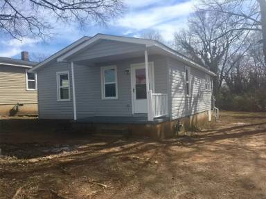 Main picture of 3 Saint Clair St