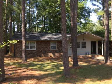 Main picture of 1422 Pineview Dr