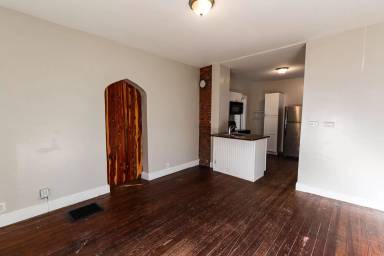Main picture of 1303 S Harlan Ave