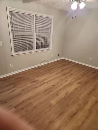 Main picture of 105 Landford Ct