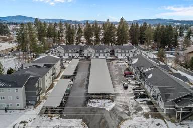 Main picture of Landmark Lodge!