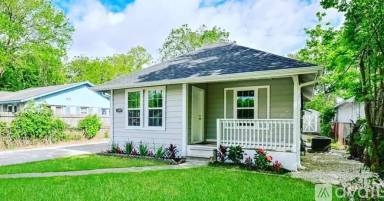 Main picture of 3307 Caplin St