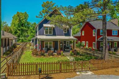Main picture of 370 Sheldon Rd